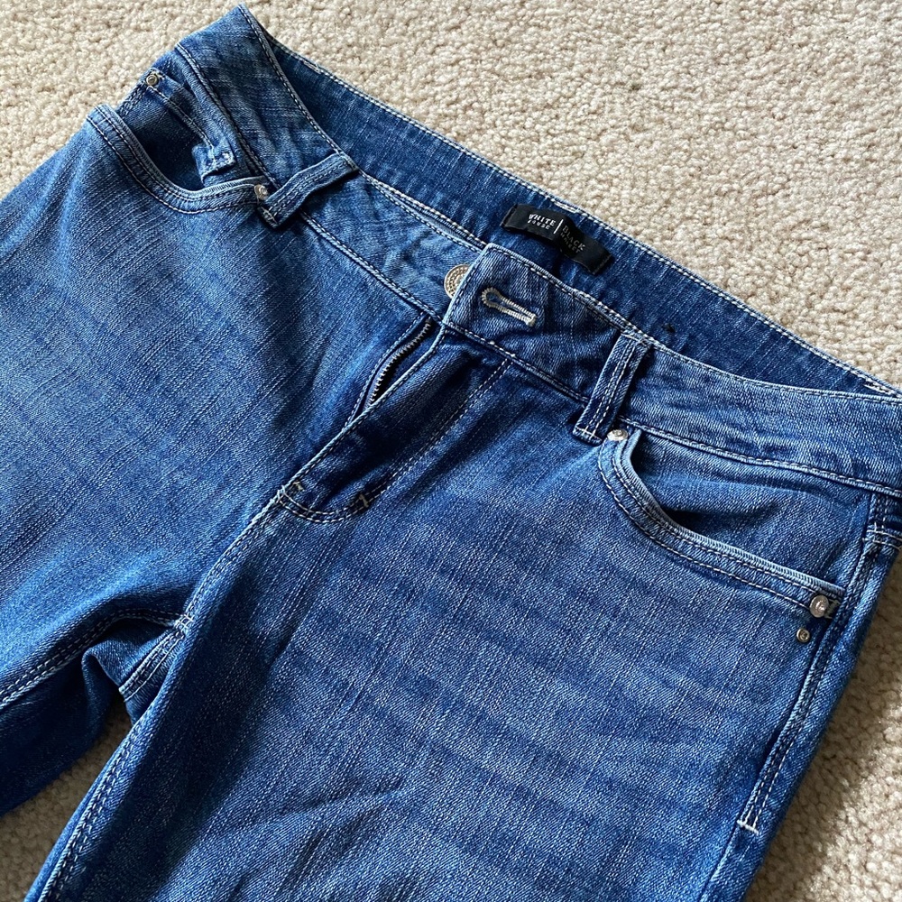 NWOT White House Black Market Skinny Flare Jeans - Picture 2 of 6